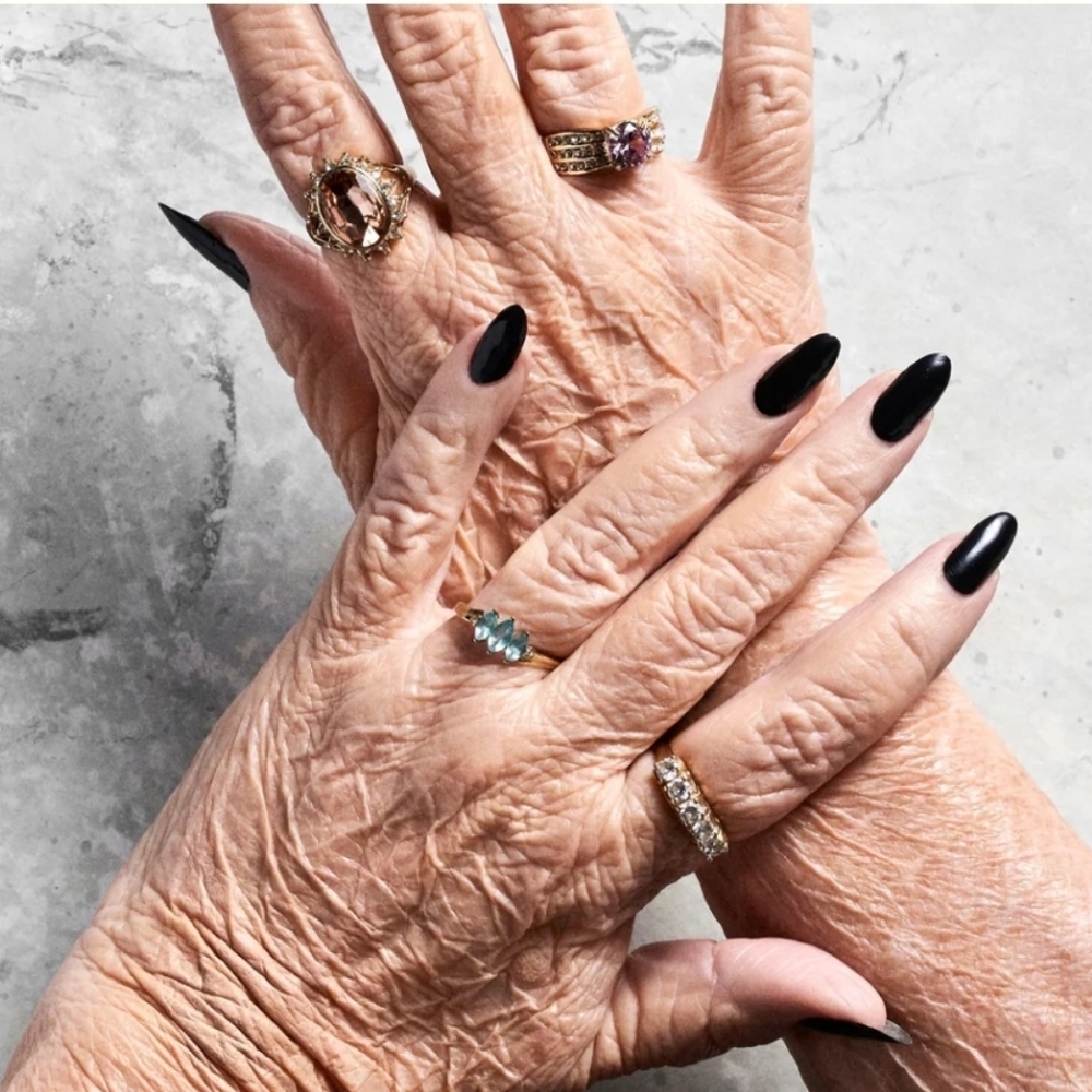 PLEASING "The Perfect Polish Set" by Harry Styles, NIB. - Picture 9 of 11